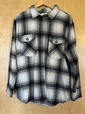 Kori Plaid Button-Up Shacket in Black and Cream
